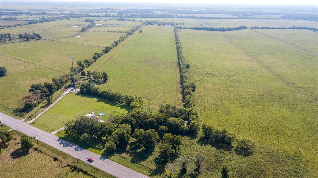 7506 Hwy 146 - Photo 1