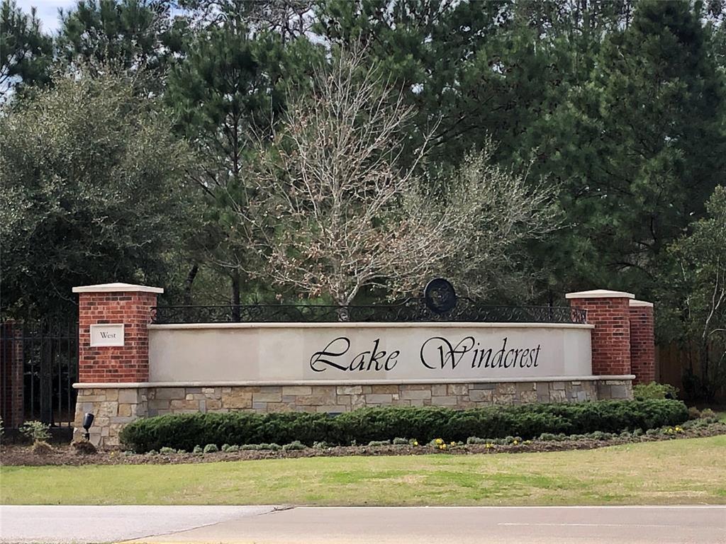 31607 Edgewater Drive - Photo 1