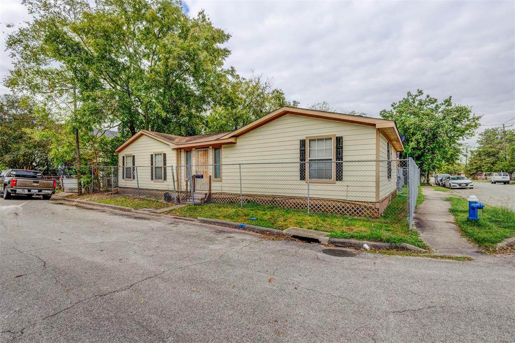 3416 Europa Street - Photo 1
