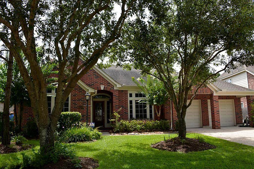 3129 Red Maple Drive - Photo 1