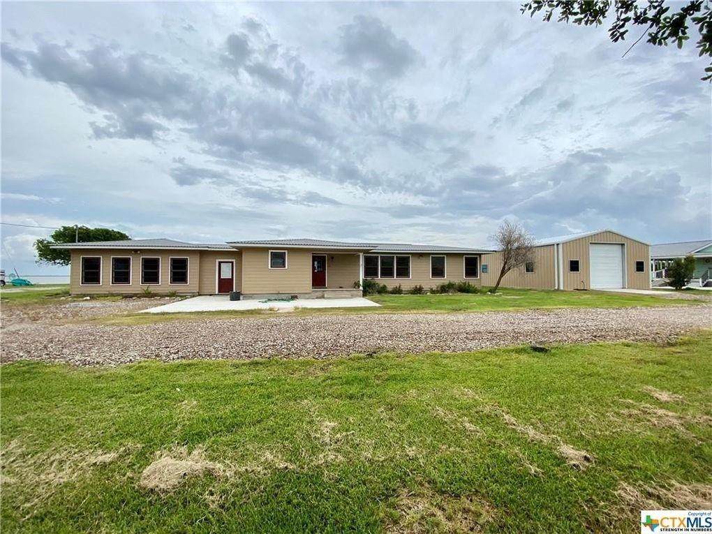 405 Bay St - Photo 1