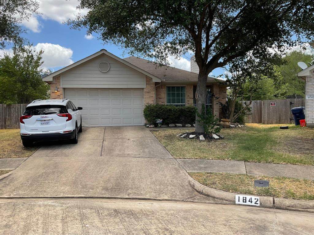 1842 Strongs Court - Photo 1