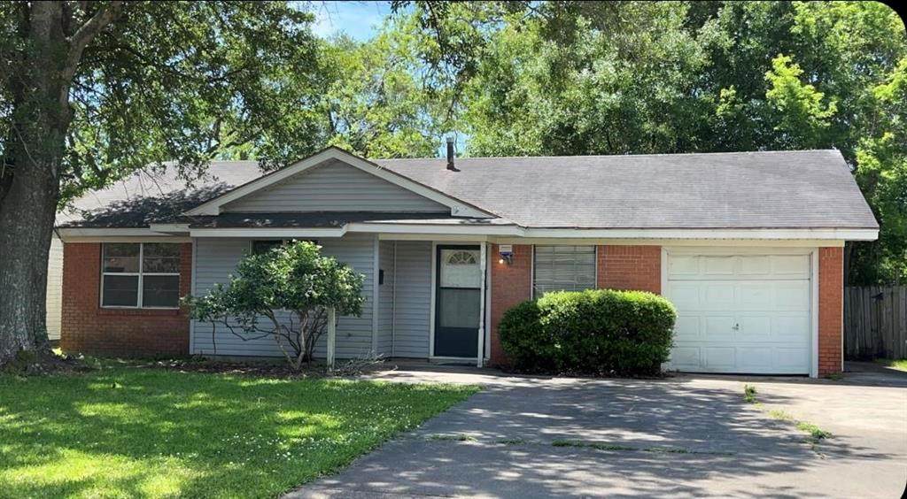 740 Enfield Lane - Photo 1