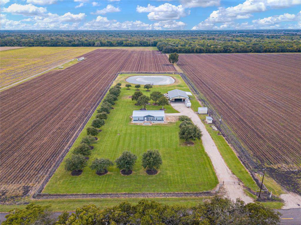 5810 Charlie Meyer Road - Photo 1