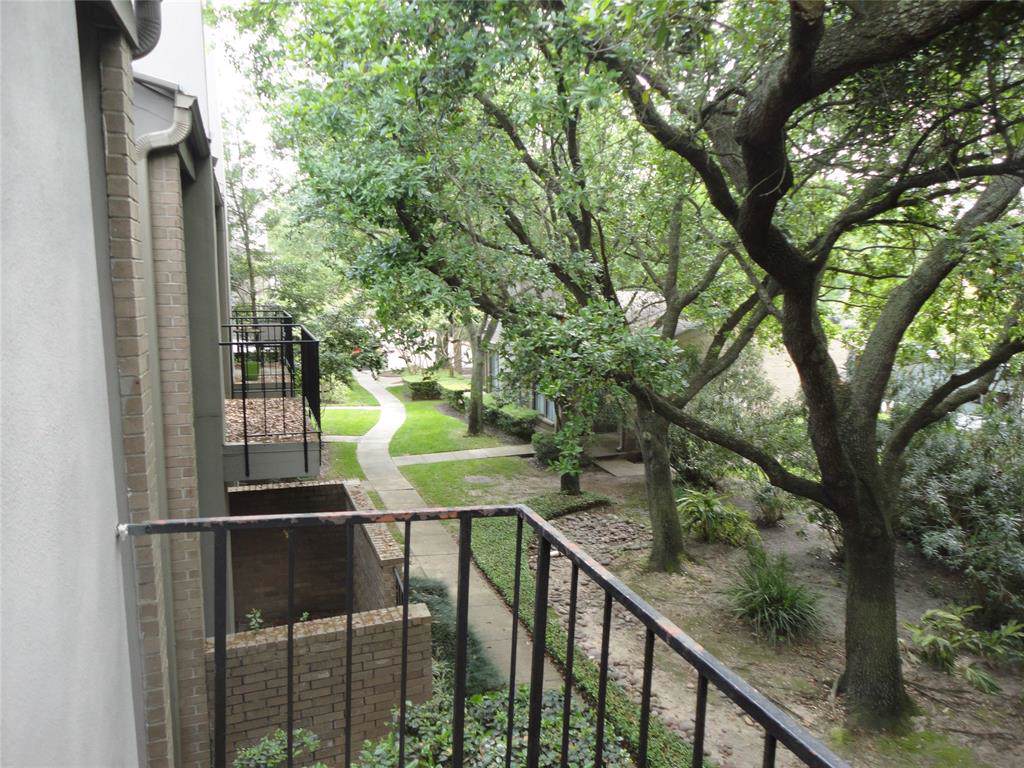 10811 Richmond Avenue - Photo 1
