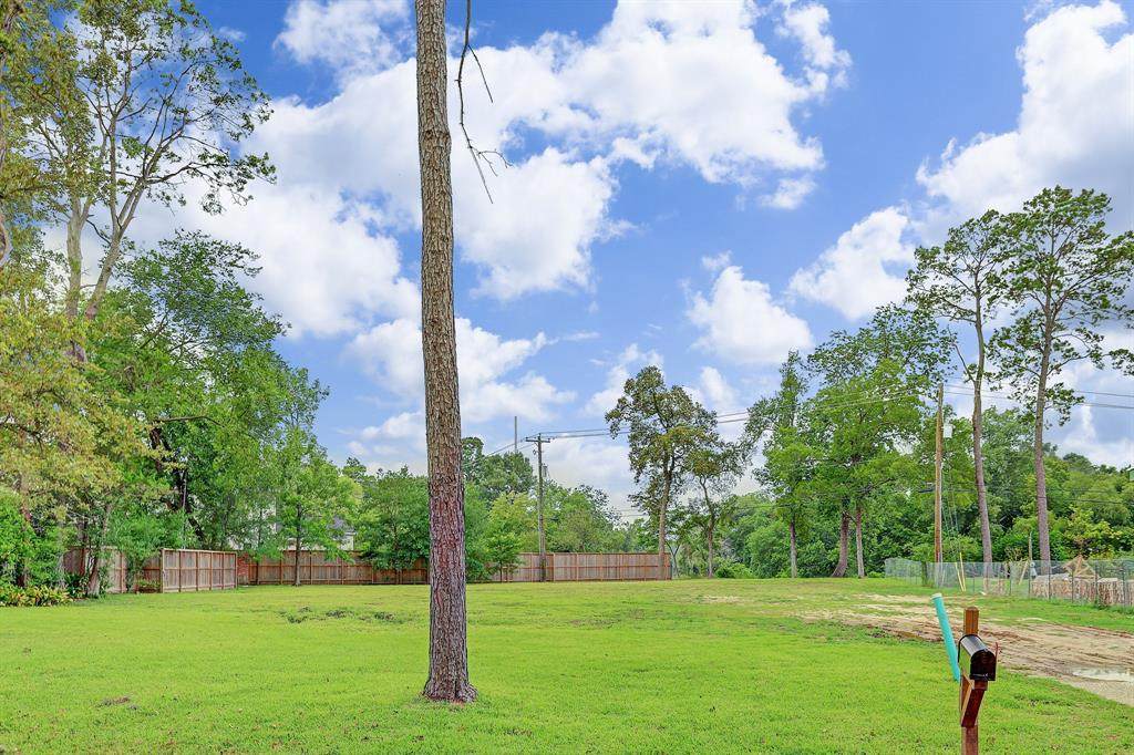 7607 River Point Drive - Photo 1