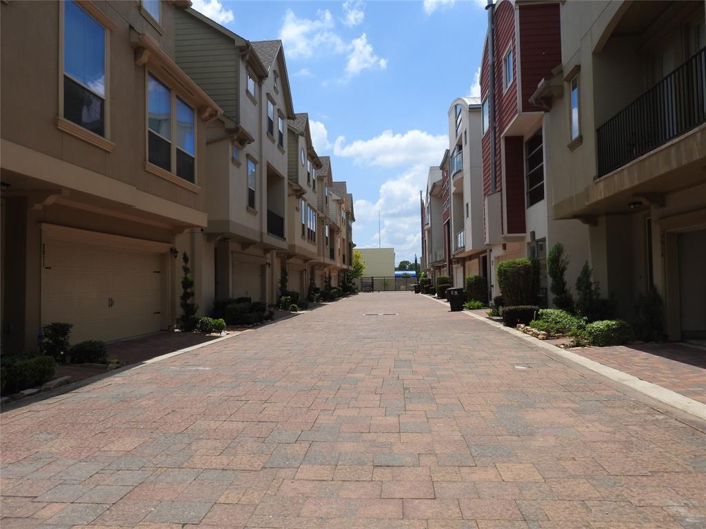 3008 Fairdale Estate Court - Photo 1
