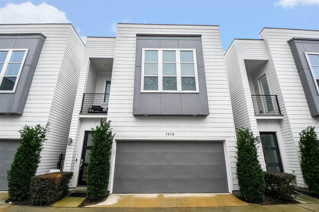 3232 Lamar Street - Photo 1