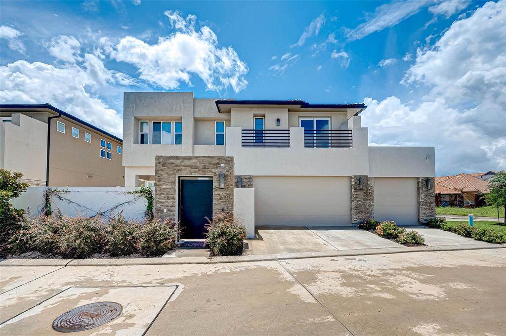 11721 Royal Ivory Crossing - Photo 1