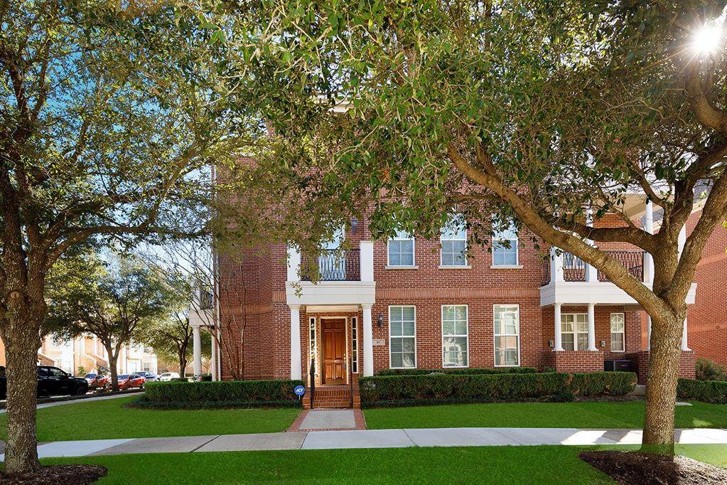 38 Olmstead Row - Photo 1