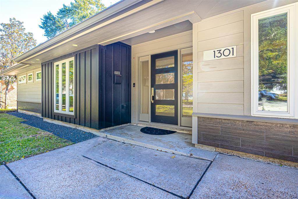 1301 Candlelight Lane - Photo 1