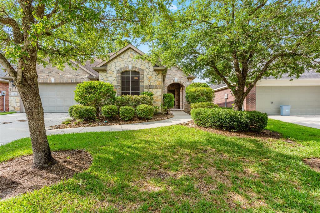 22104 Lancelot Oaks Drive - Photo 1