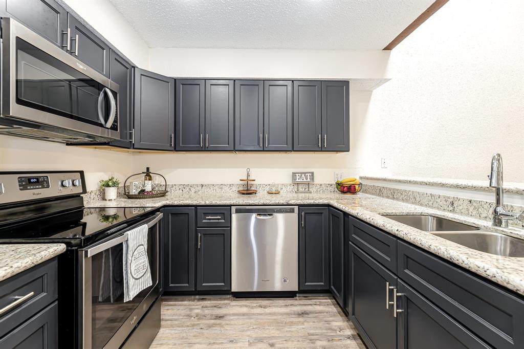 2510 Grants Lake Boulevard - Photo 1