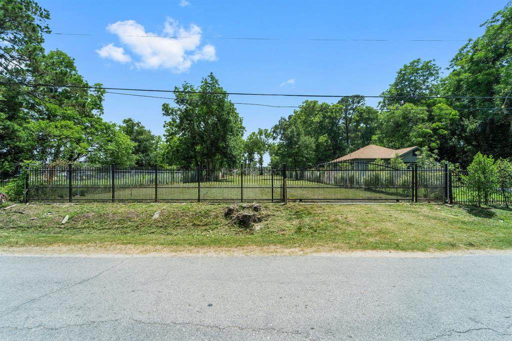 1209 De Soto Street - Photo 1
