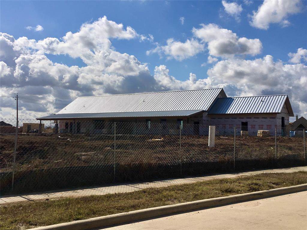 6320 Clearwater Drive - Photo 1