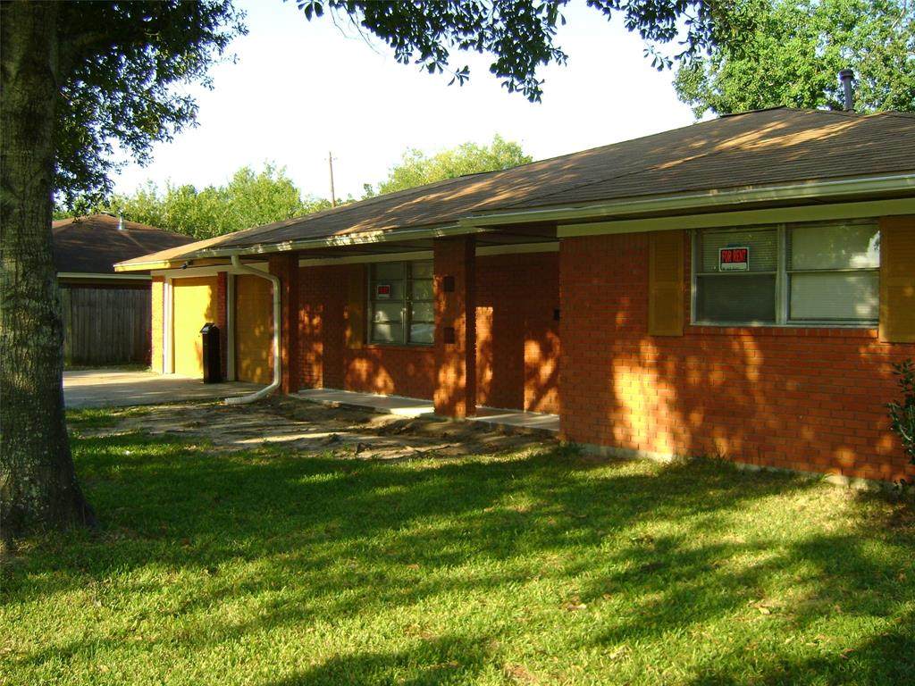 1607 Clayton Drive - Photo 1