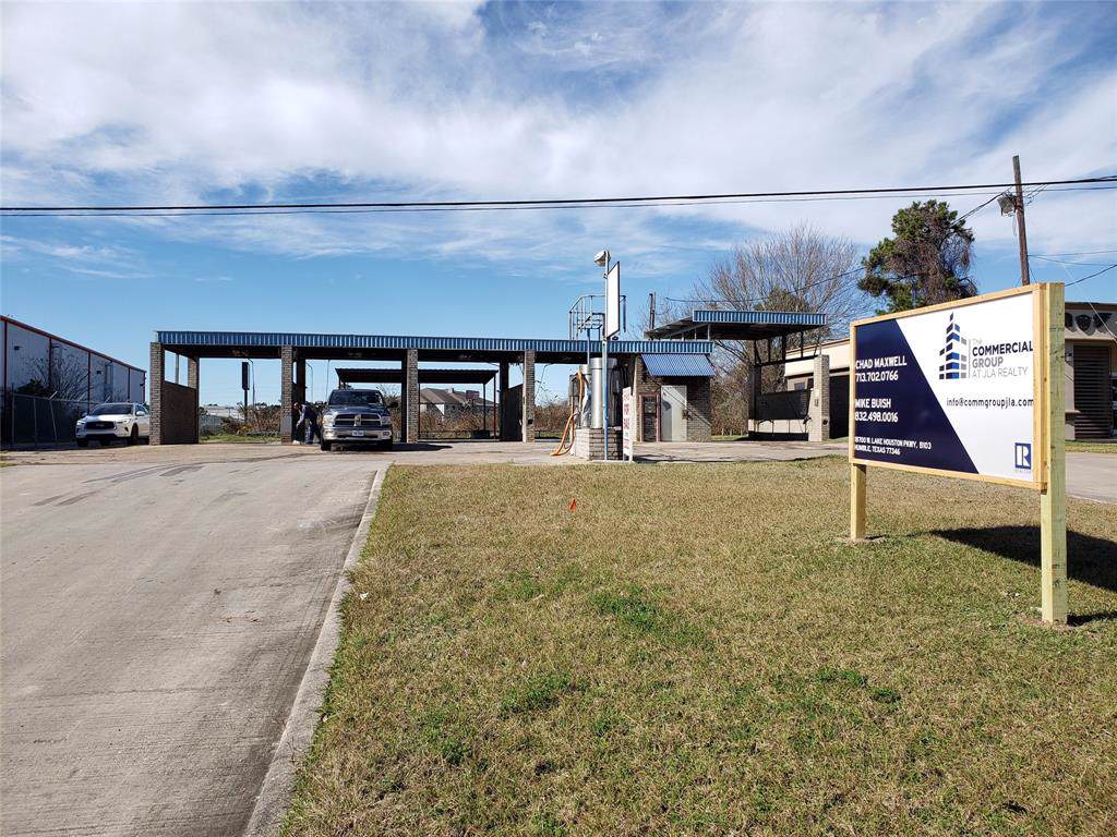 22213 Eastex Freeway - Photo 1