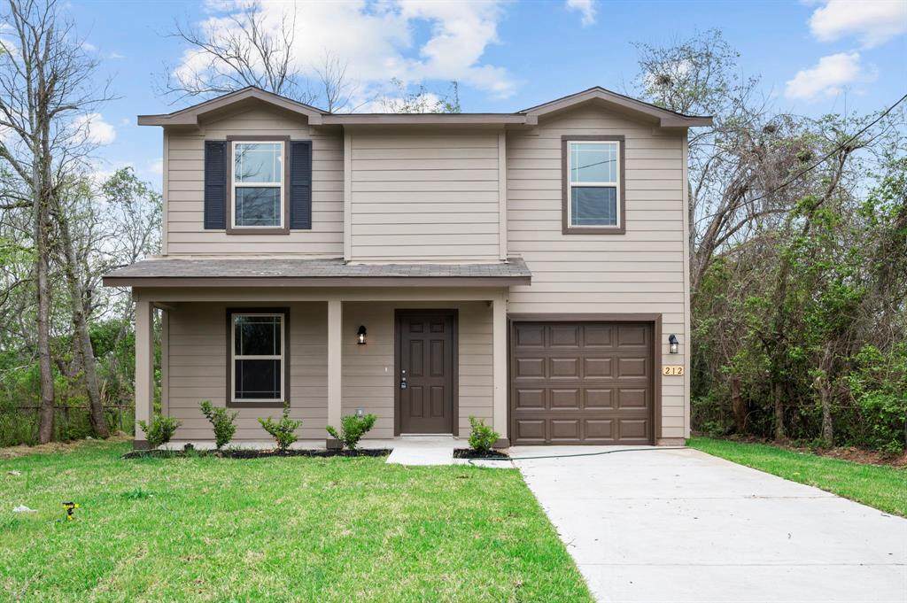 2904 Moore Street - Photo 1