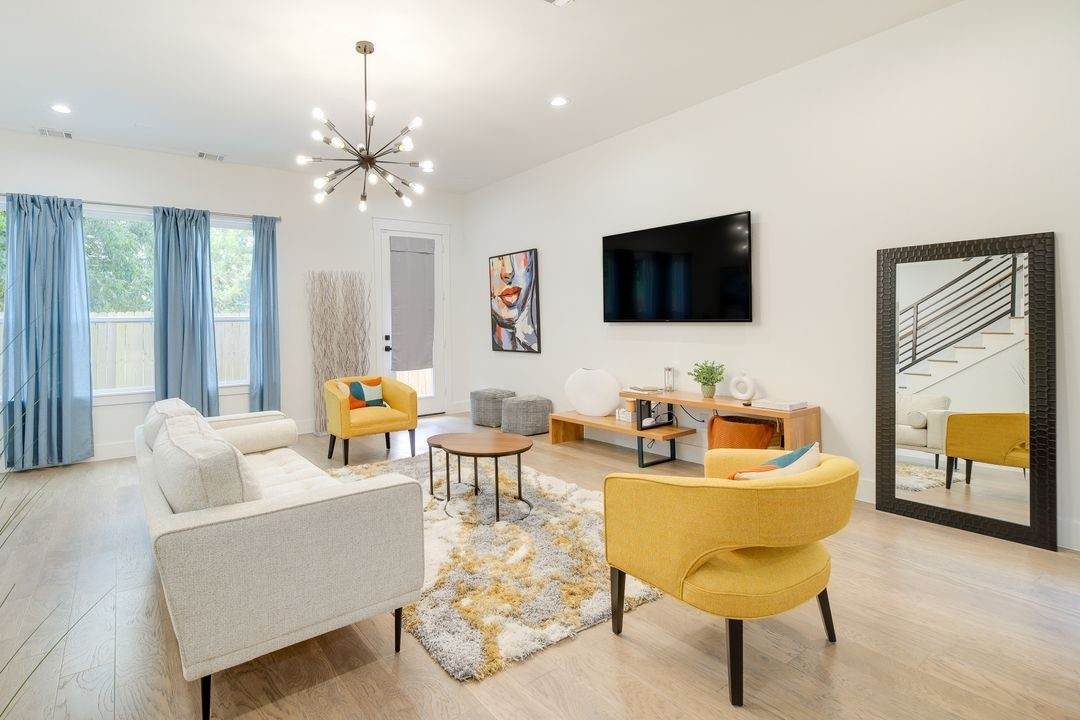 4706 Market Street - Photo 1