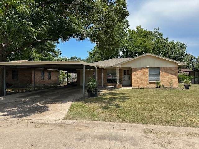 122 Wellington Street - Photo 1