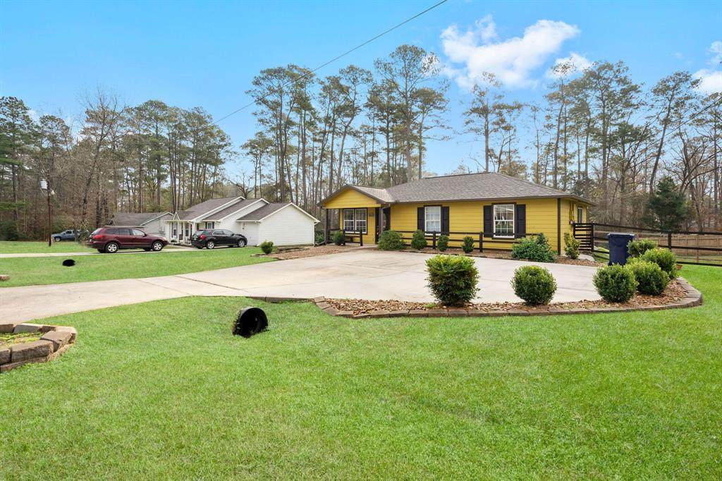 10670 Royal York Drive - Photo 1