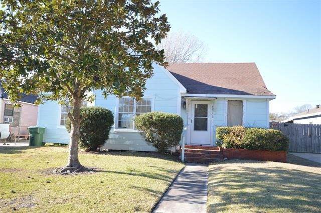 4015 Lakeshore Drive - Photo 1