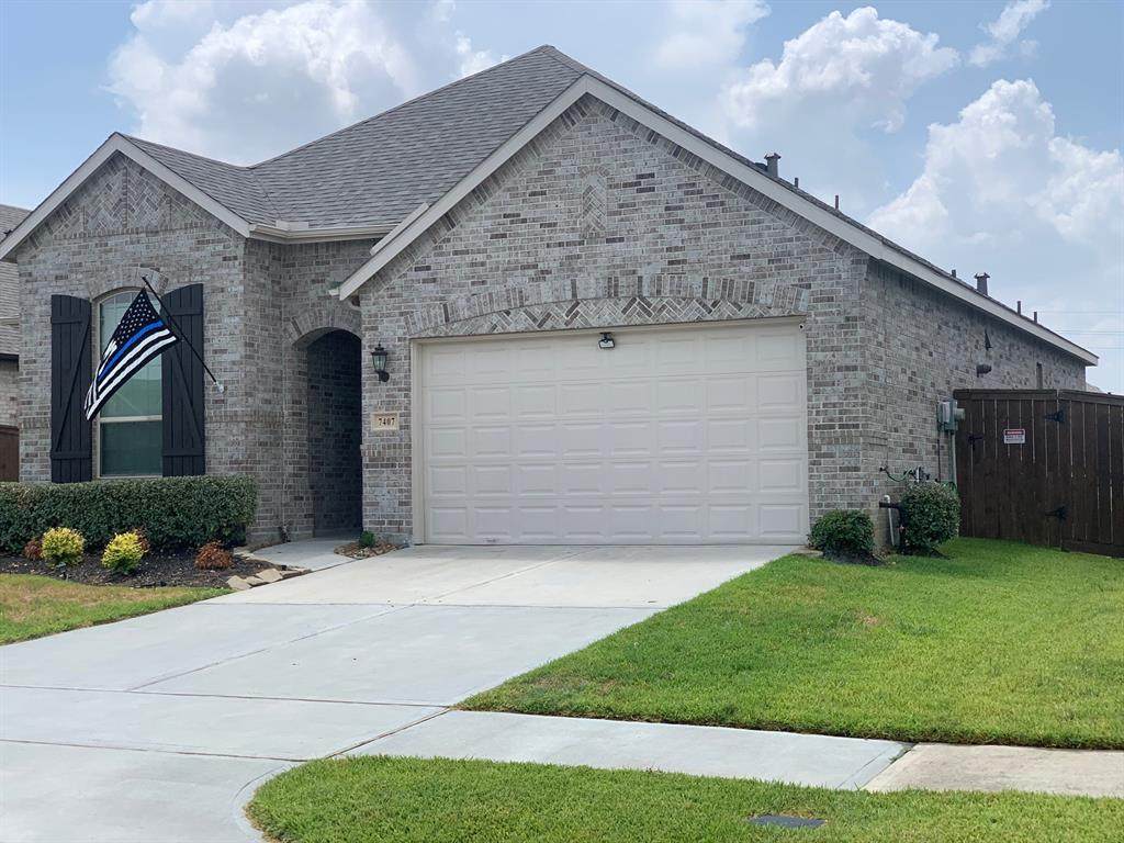 7407 Evelyn Grove Drive - Photo 1