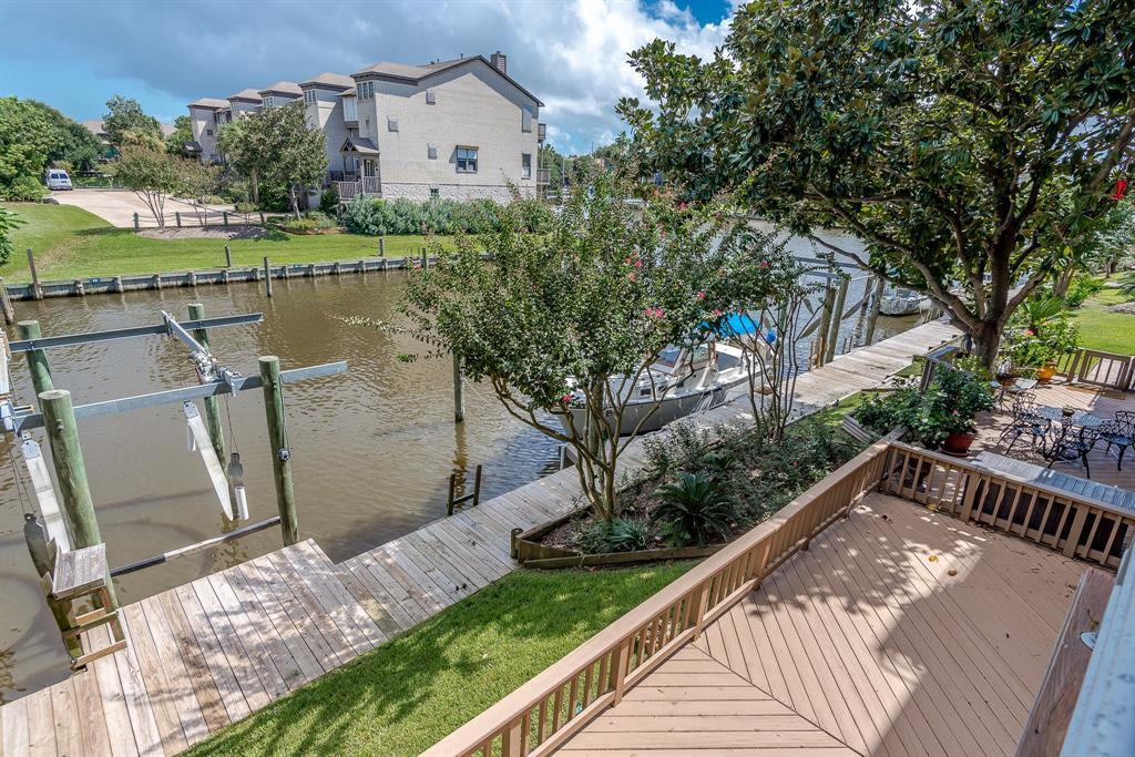 18313 Sandy Cove - Photo 1