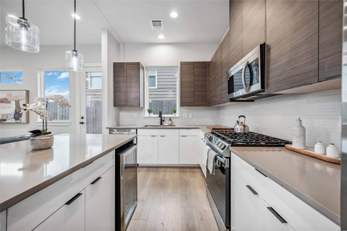 321 Charlock St Street - Photo 1
