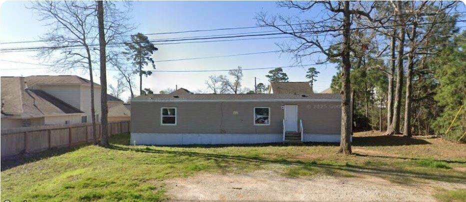 16657 Forrestal - Photo 1