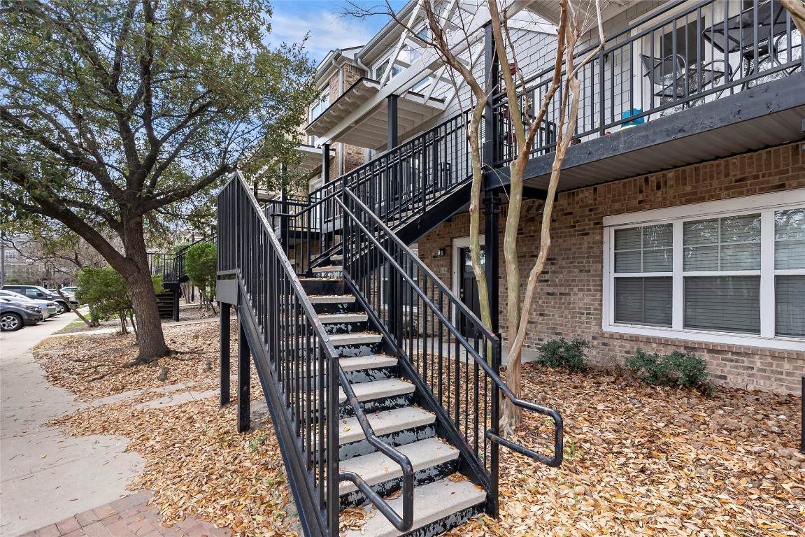 1725 Harvey Mitchell Parkway - Photo 1