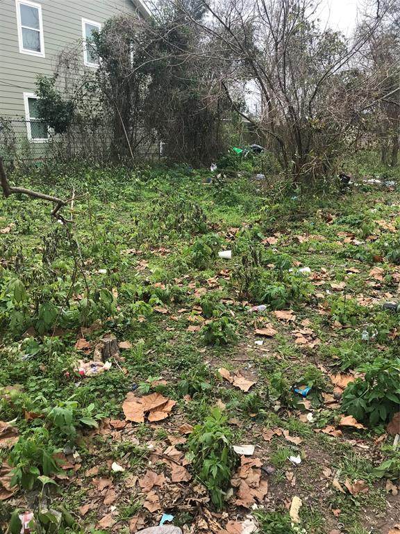 509 Ave I - Photo 1