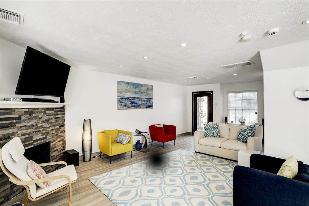 22932 Sebastian Drive - Photo 1