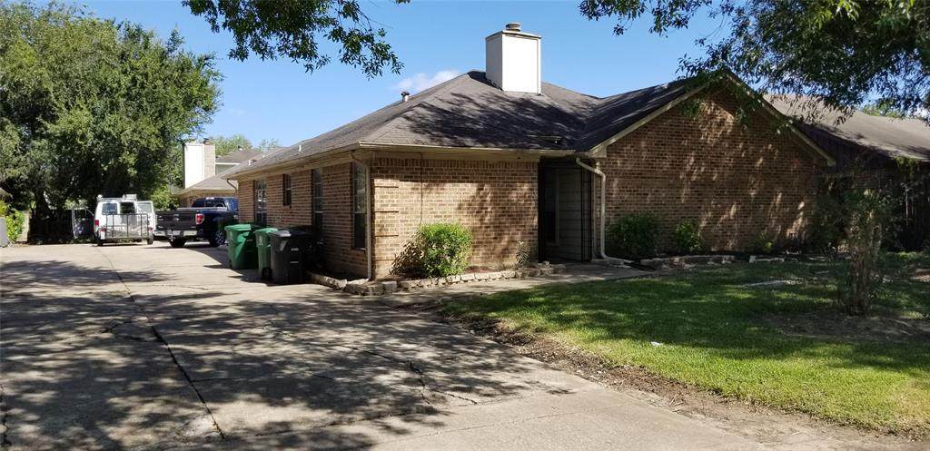 10822 Lynbrook Drive - Photo 1