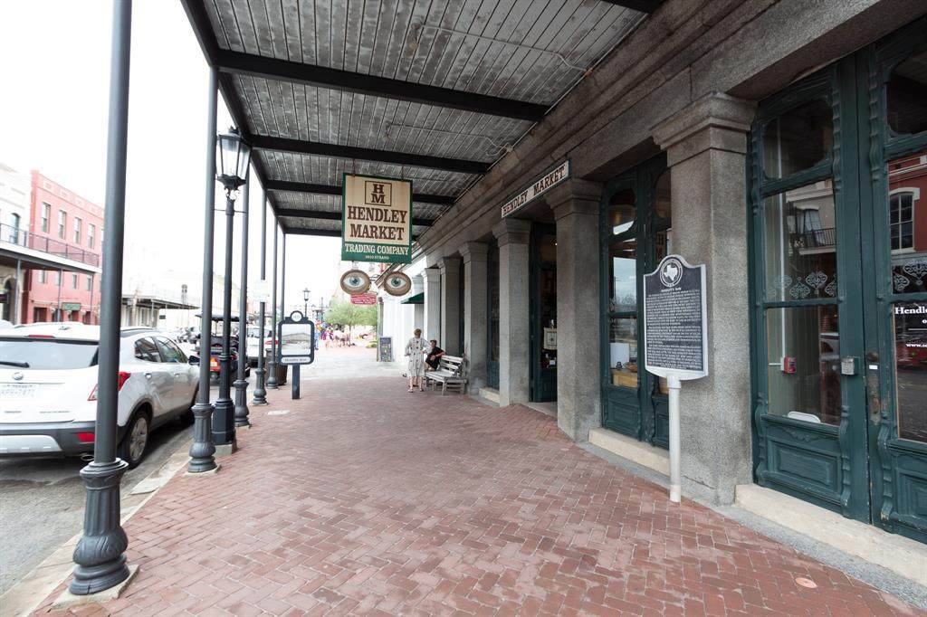 2016 Strand Street - Photo 1