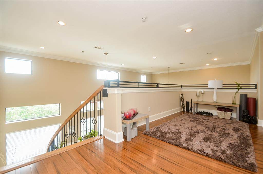 4402 Lillian Street - Photo 1