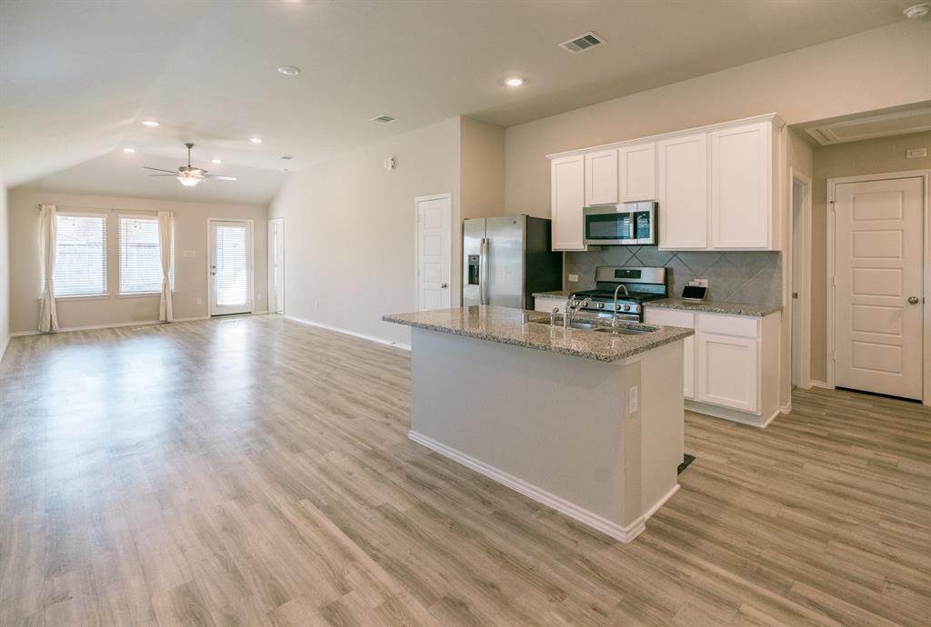 445 Camas Creek Lane - Photo 1