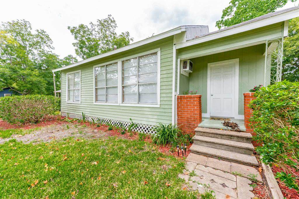 608 Battlebell Road - Photo 1