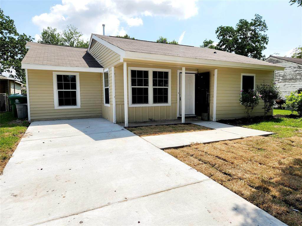 3811 Landa Lane - Photo 1