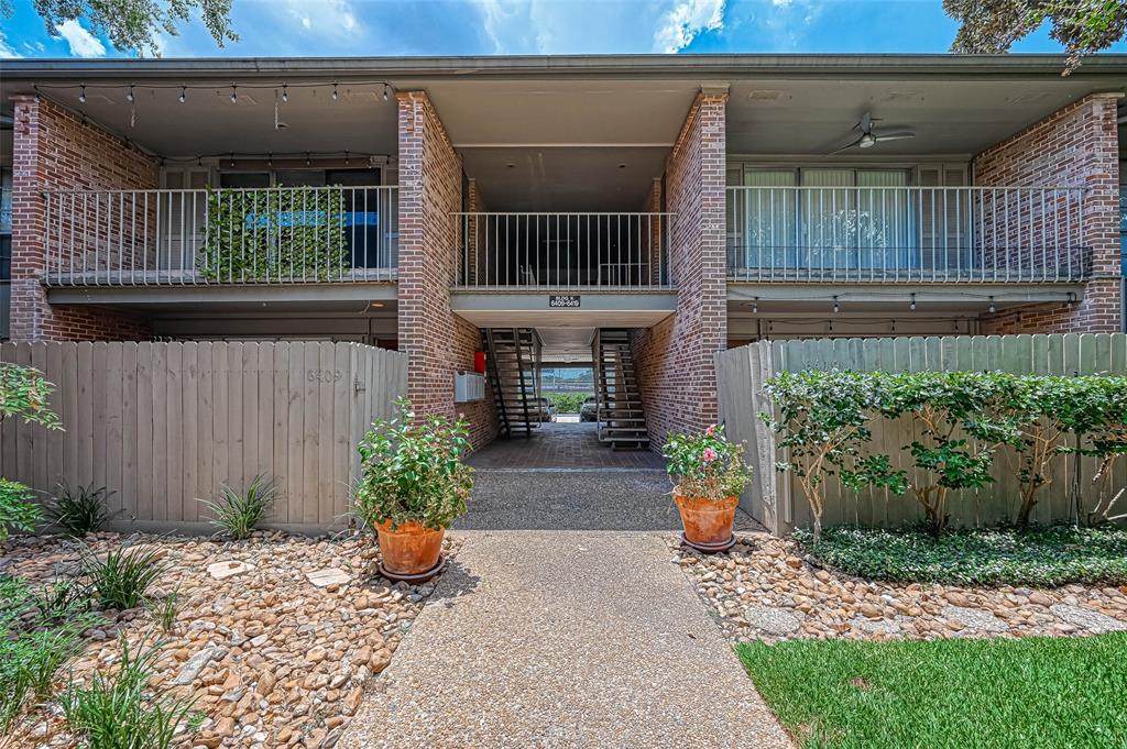 6417 Bayou Glen Road - Photo 1