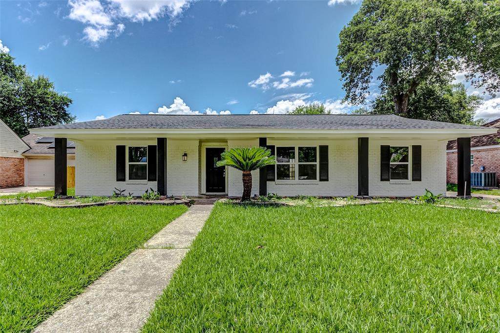 1715 Prism Lane - Photo 1