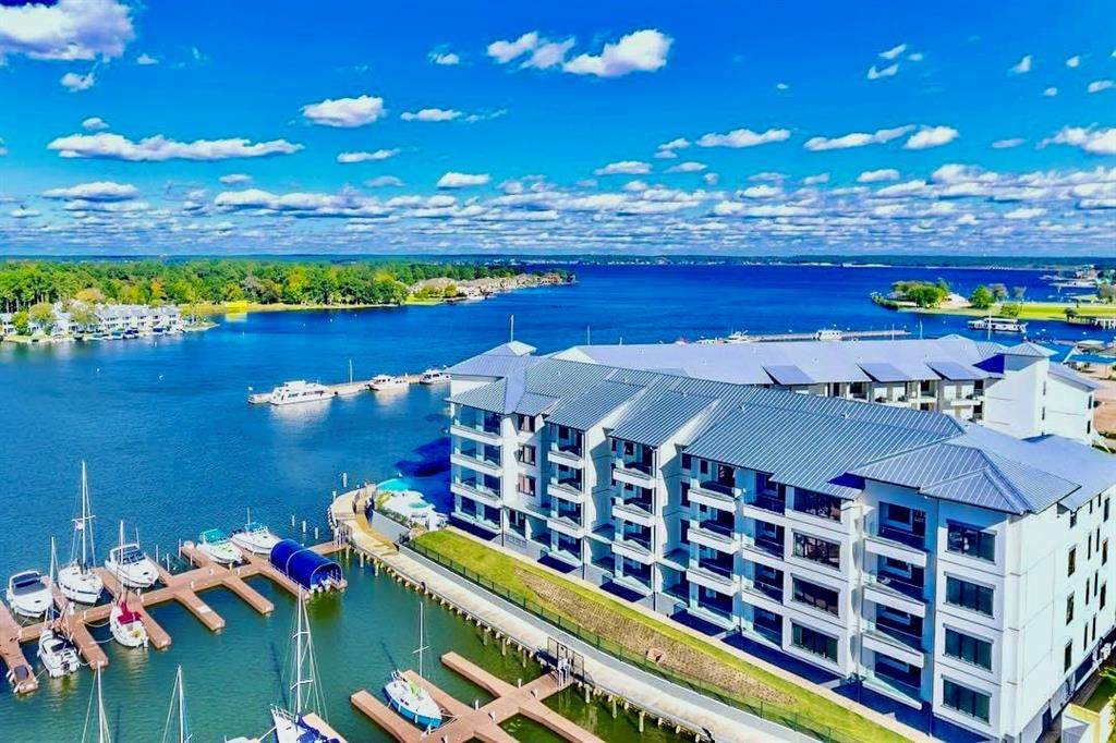 199 Waterpoint Court - Photo 1