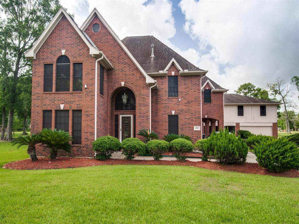 2902 Landmark Drive - Photo 1