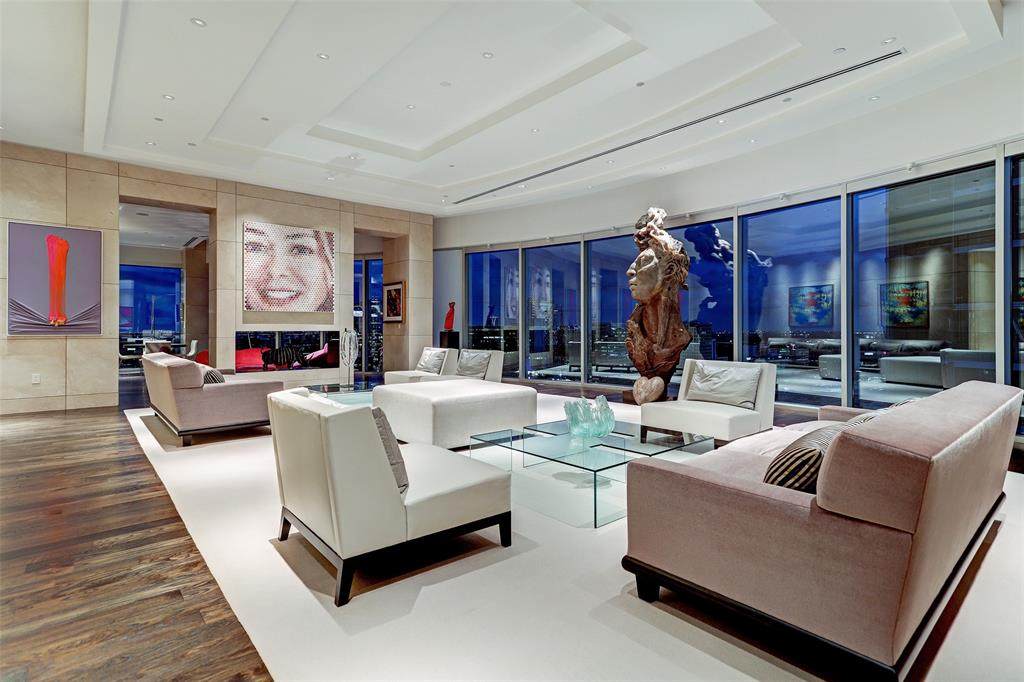 1600 Post Oak Boulevard - Photo 1