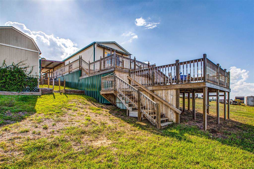 700 Lagoon Drive - Photo 1