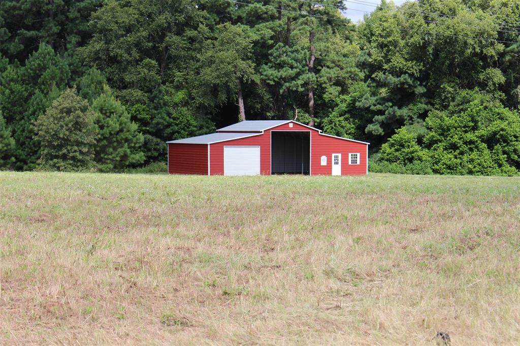 221 Oak Grove Fm 1272 - Photo 1