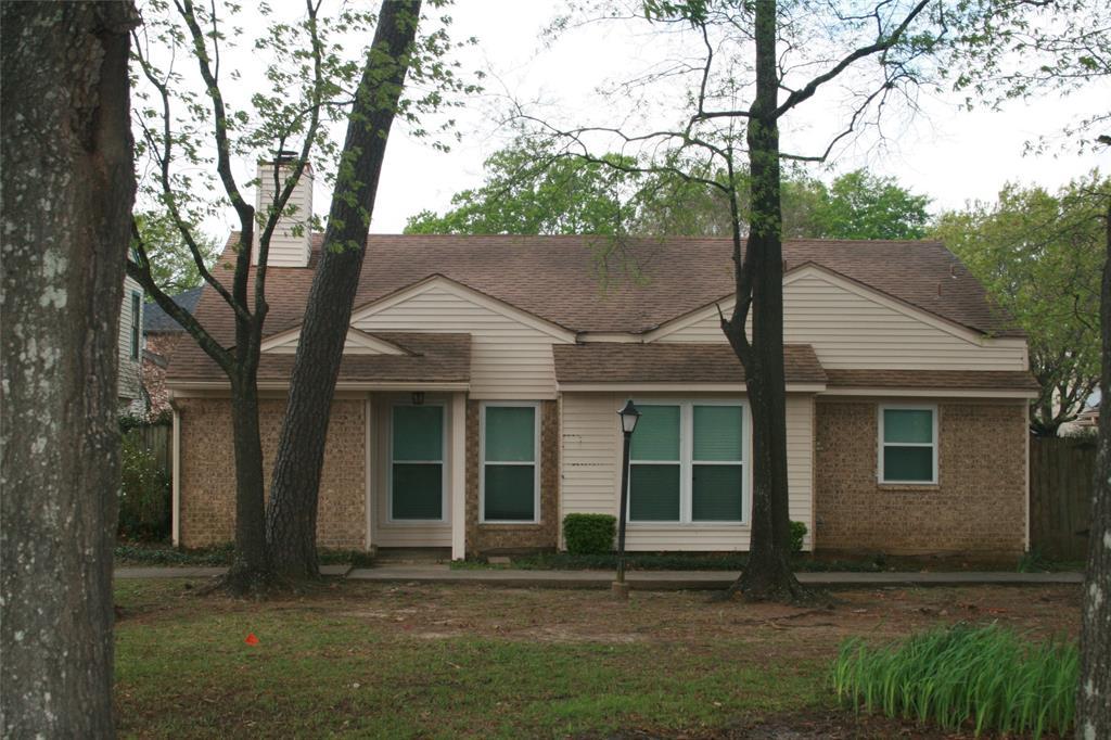 4804 Forest Court - Photo 1