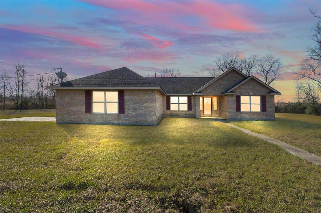 340 County Road 1180 - Photo 1