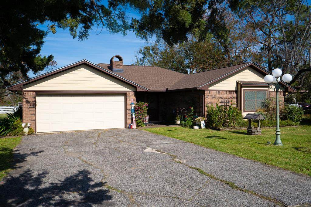 4506 Redell Road - Photo 1