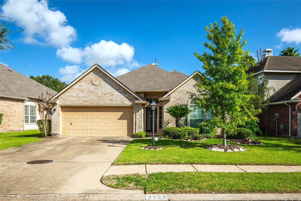3907 Shadow Cove Drive - Photo 1